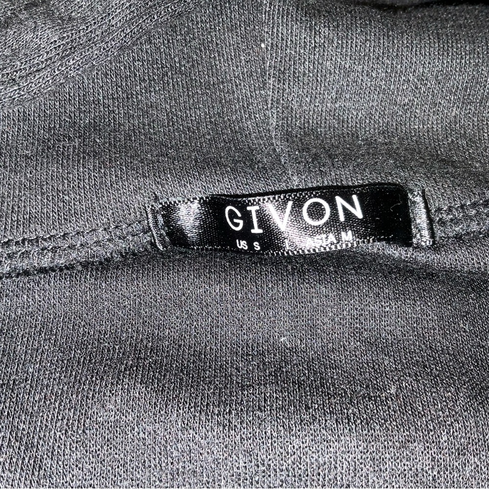 Black Short Sleeve Hoodie with White Zipper - Picture 2 of 5